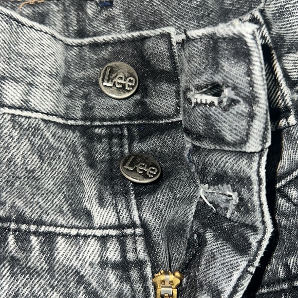 Vintage Lee Made in USA “Mom” High waisted Jean button fly - Picture 9 of 10